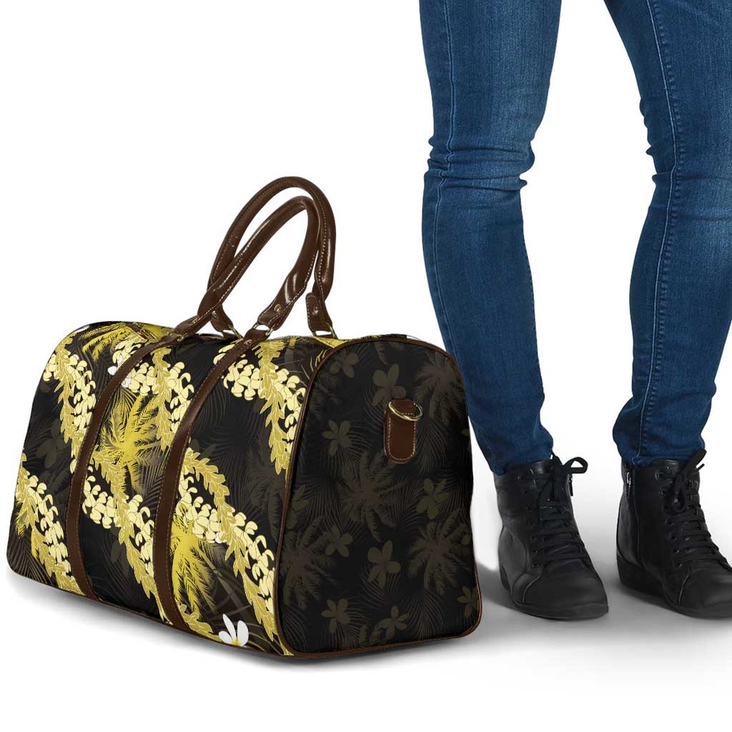 Puakenikeni Maile Lei Travel Bag Frangipani Yellow Tropical Leaves