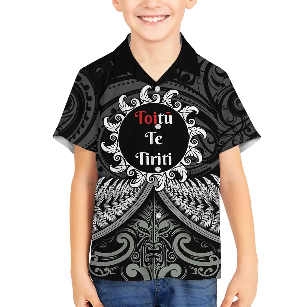 Personalised Toitu Te Tiriti Aotearoa Silver Fern Family Matching Off Shoulder Short Dress and Hawaiian Shirt New Zealand Maori Pattern LT01 Son's Shirt Black - Polynesian Pride