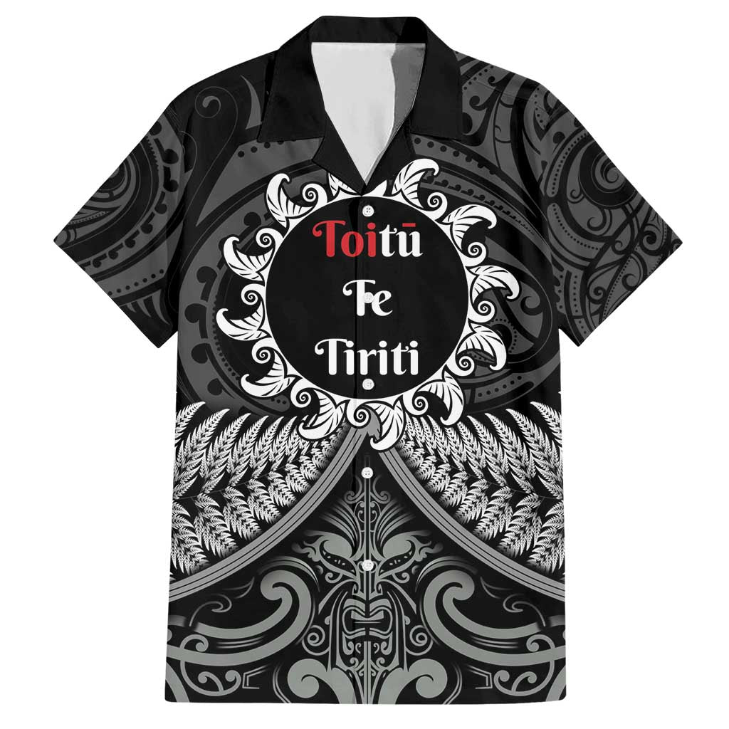 Personalised Toitu Te Tiriti Aotearoa Silver Fern Hawaiian Shirt New Zealand Maori Pattern LT01 Black - Polynesian Pride