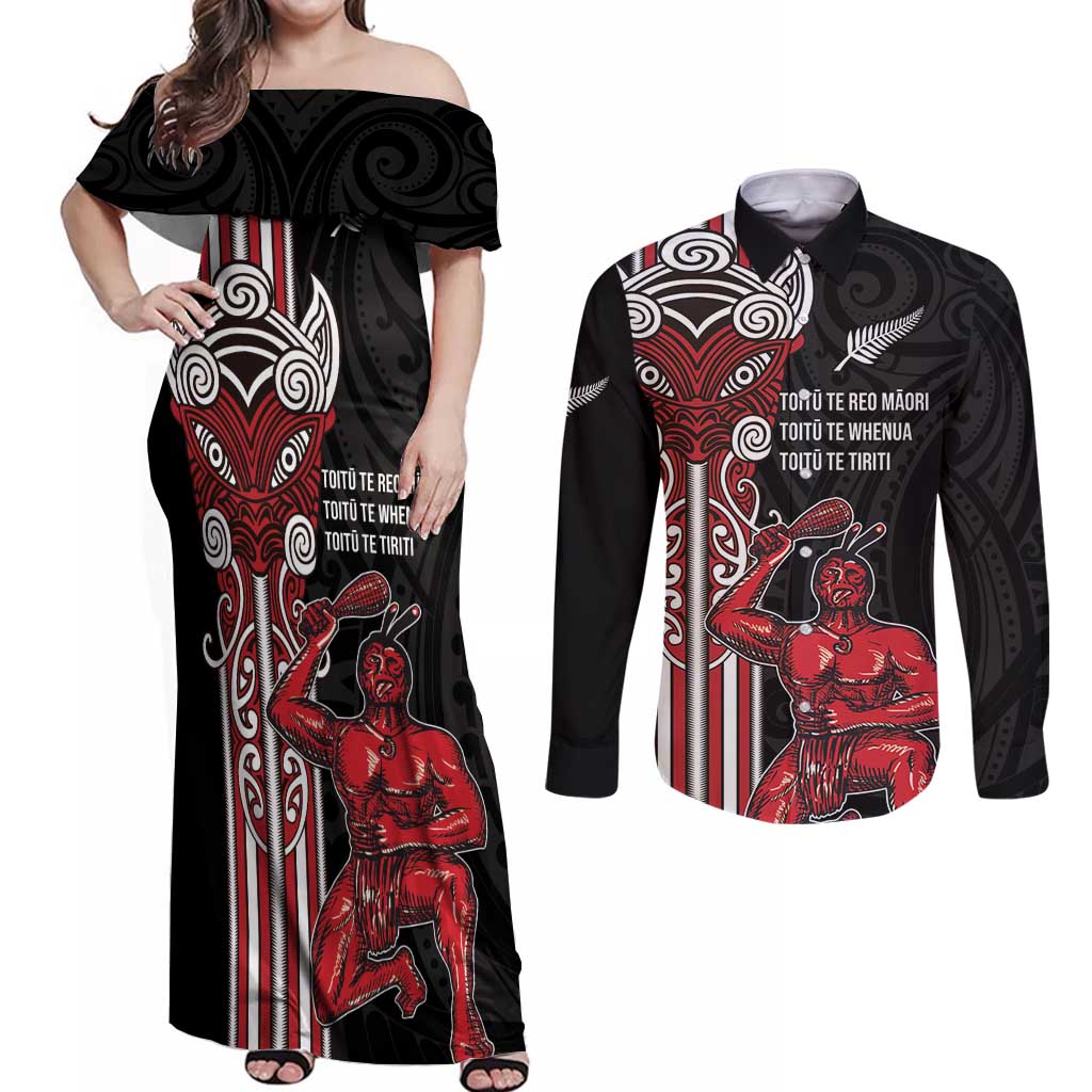 Toitu Te Reo Maori Toitu Te Whenua Toitu Te Tiriti Couples Matching Off Shoulder Maxi Dress and Long Sleeve Button Shirt Maori Warrior New Zealand LT01 Black - Polynesian Pride