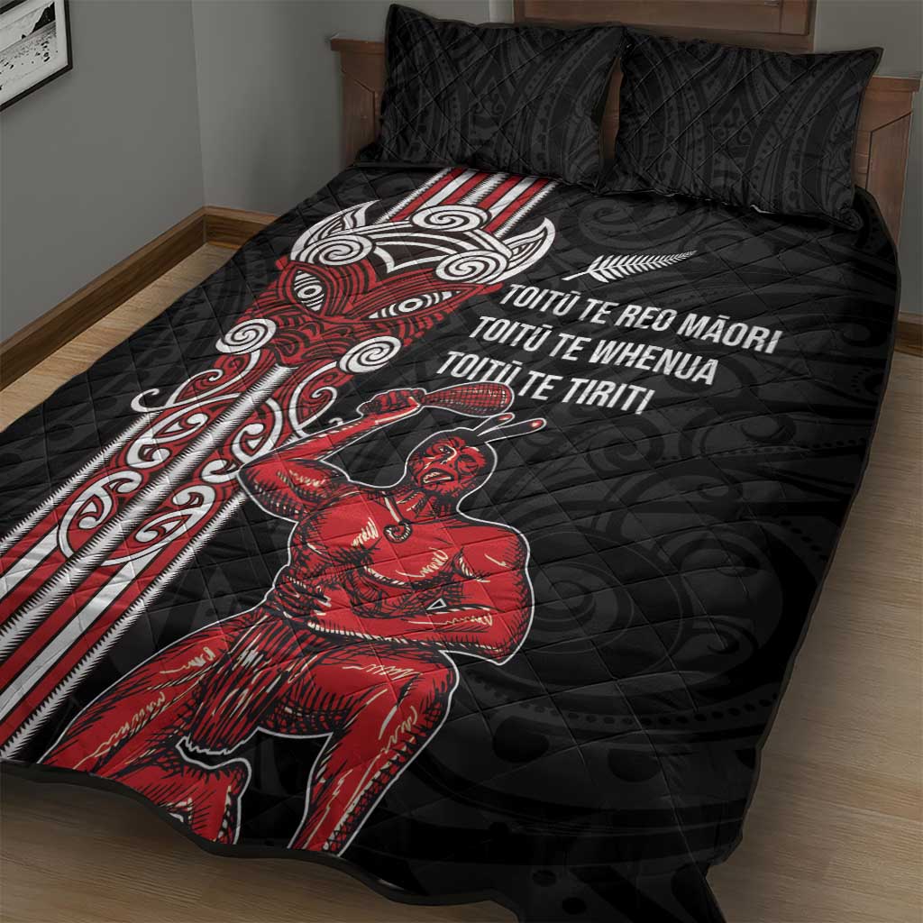 Toitu Te Reo Maori Toitu Te Whenua Toitu Te Tiriti Quilt Bed Set Maori Warrior New Zealand LT01 - Polynesian Pride
