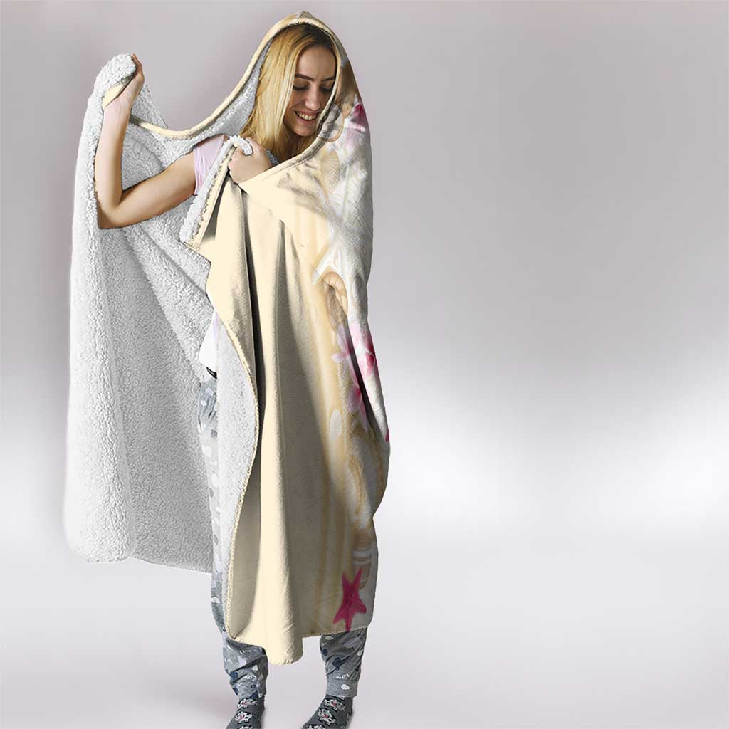 Beige Frangipani Sea Shell Hooded Blanket Starfish Polynesian Pattern - Polynesian Pride