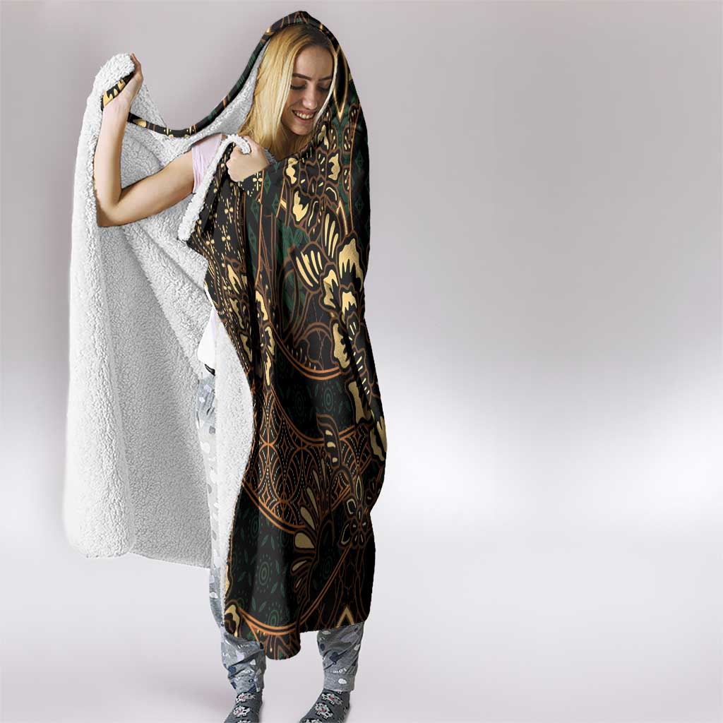 Indonesian Batik Pattern Vintage Brown Hooded Blanket