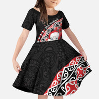New Zealand Christmas Meri Kirihimete Kid Short Sleeve Dress Santa Hei Tiki Pohutukawa LT01 KID Black - Polynesian Pride