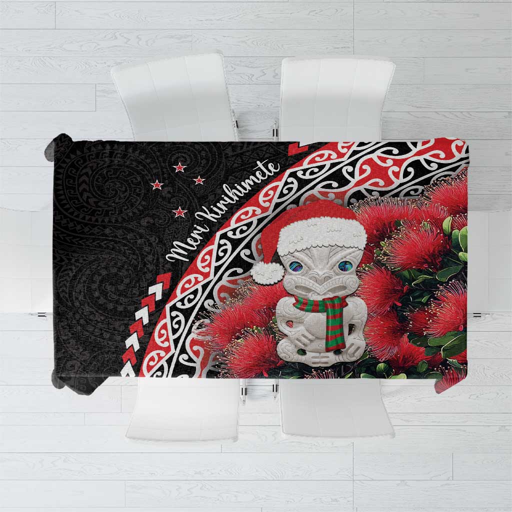 New Zealand Christmas Meri Kirihimete Tablecloth Santa Hei Tiki Pohutukawa LT01 Black - Polynesian Pride