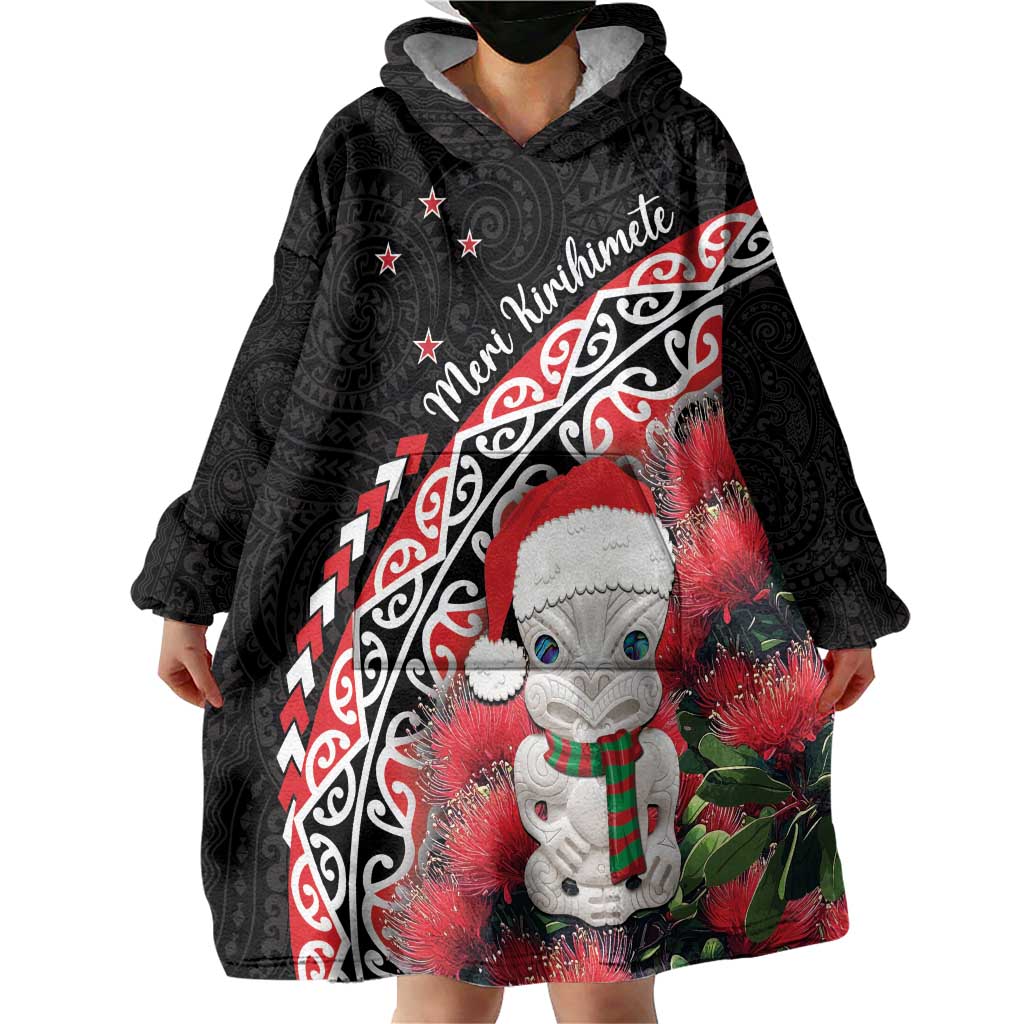 New Zealand Christmas Meri Kirihimete Wearable Blanket Hoodie Santa Hei Tiki Pohutukawa LT01 - Polynesian Pride
