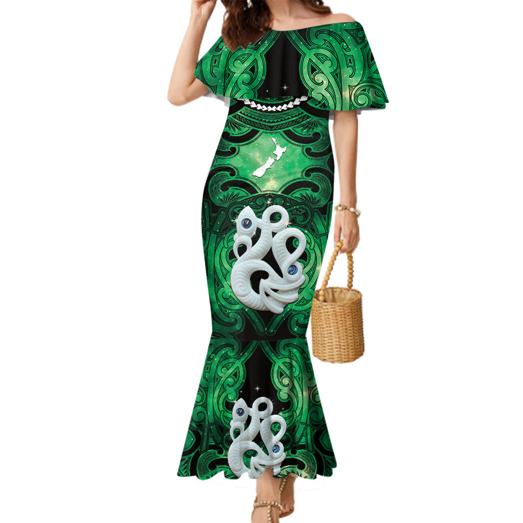 Personalised Maori Matariki Manaia Kakariki Family Matching Mermaid Dress and Hawaiian Shirt Maori Kowhaiwhai Pattern Galaxy LT01 Mom's Dress Green - Polynesian Pride