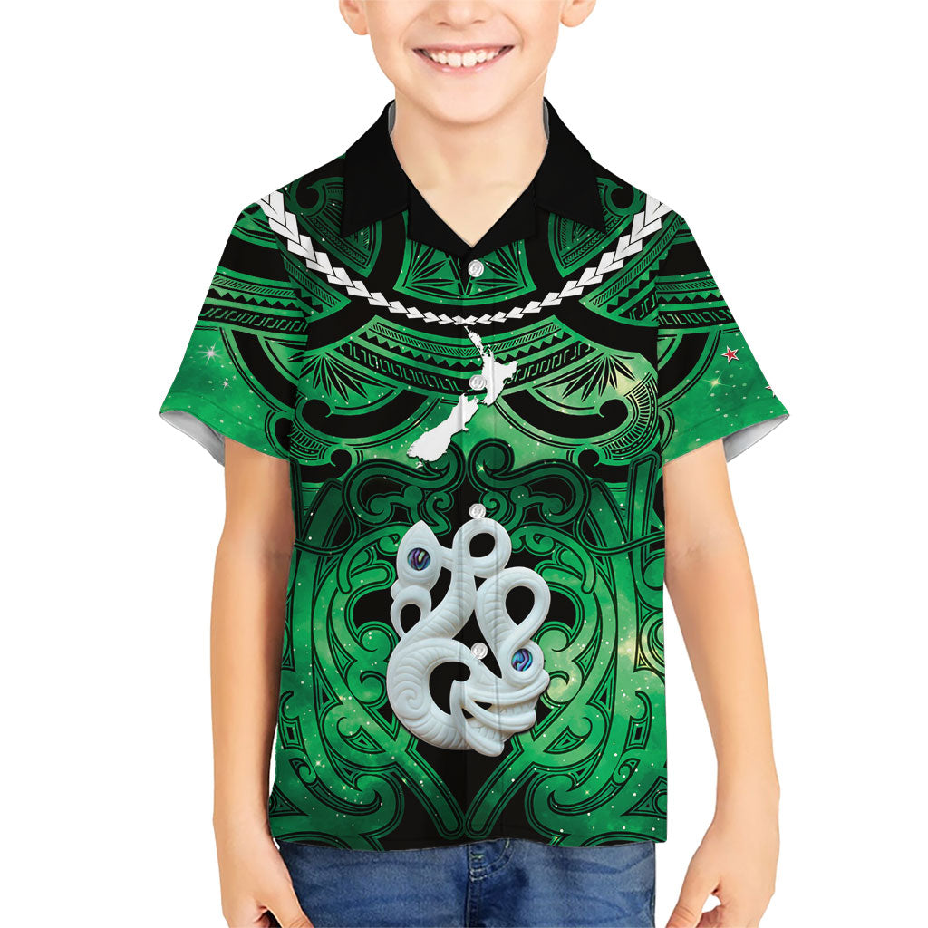 Personalised Maori Matariki Manaia Kakariki Family Matching Mermaid Dress and Hawaiian Shirt Maori Kowhaiwhai Pattern Galaxy LT01 Son's Shirt Green - Polynesian Pride