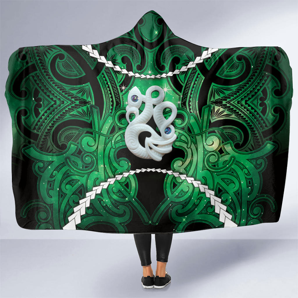 Maori Matariki Manaia Kakariki Hooded Blanket Maori Kowhaiwhai Pattern Galaxy