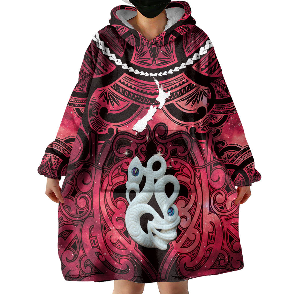 Personalised Maori Matariki Manaia Whero Wearable Blanket Hoodie Maori Kowhaiwhai Pattern Galaxy