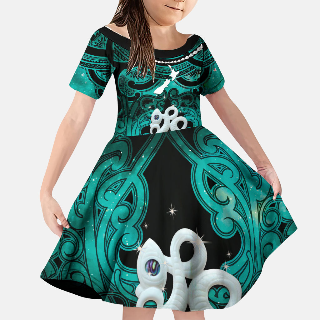 Personalised Maori Matariki Manaia Turquoise Family Matching Puletasi and Hawaiian Shirt Maori Kowhaiwhai Pattern Galaxy LT01 Daughter's Dress Turquoise - Polynesian Pride
