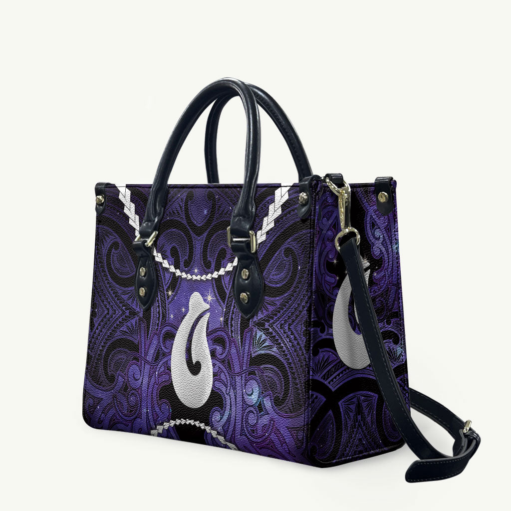 Maori Matariki Hei Matau Waiporoporo Leather Bag Maori Kowhaiwhai Pattern Galaxy LT01 Purple - Polynesian Pride