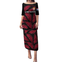 Custom Fiji Rugby Family Matching Puletasi Dress and Hawaiian Shirt Flying Fijians Red Palm Tree Version LT01 Mom's Dress Black - Polynesian Pride