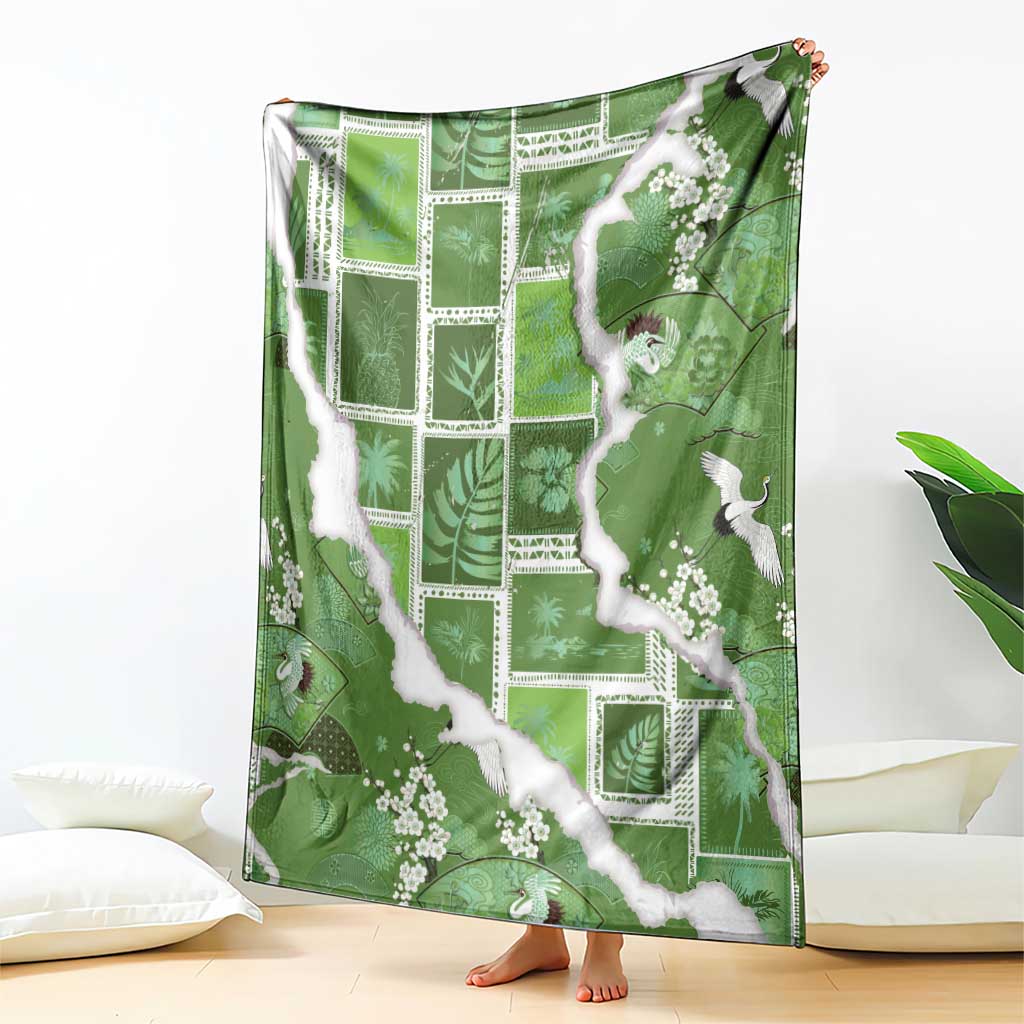 Hawaii Japanese Culture Sage Green Blanket Spring Cranes Aloha Pattern