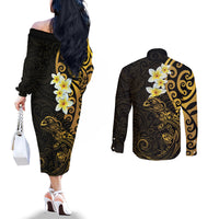 New Zealand Tuatara Plumeria Couples Matching Off The Shoulder Long Sleeve Dress and Long Sleeve Button Shirt Maori Gold Koru Tribal Tattoo LT01 - Polynesian Pride