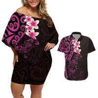 New Zealand Tuatara Plumeria Couples Matching Off Shoulder Short Dress and Hawaiian Shirt Maori Pink Koru Tribal Tattoo LT01 Pink - Polynesian Pride