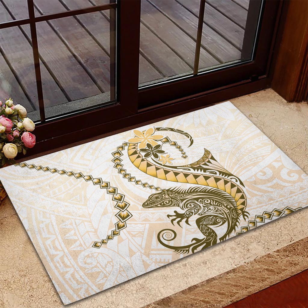Gold Maori Tuatara Rubber Doormat Luxury Pastel Pattern