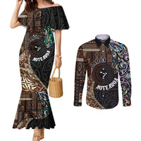 Samoa and New Zealand Together Couples Matching Mermaid Dress and Long Sleeve Button Shirt Siapo Motif and Maori Paua Shell Pattern LT03 Black - Polynesian Pride