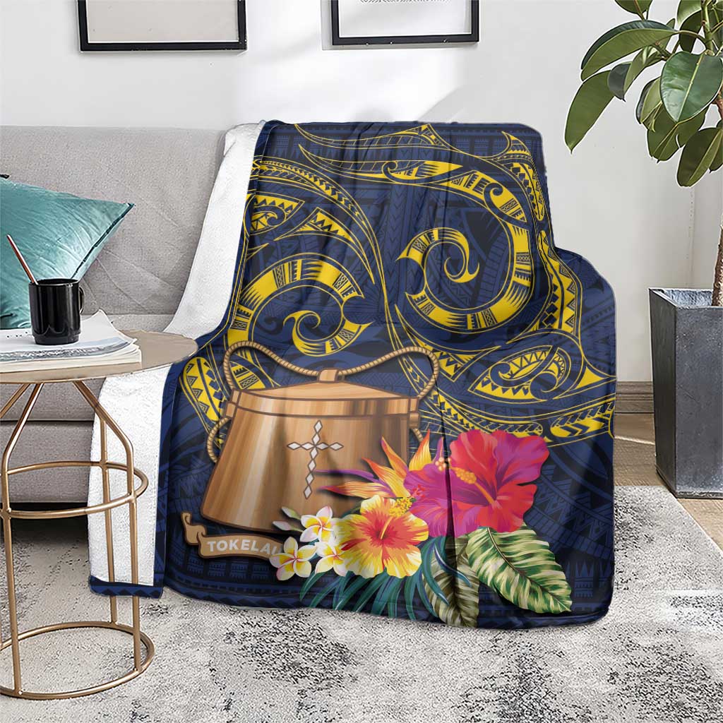 Tokelau Tokehega Day Blanket Coat of Arms with Polynesian Tattoo and Hibiscus LT03 - Polynesian Pride