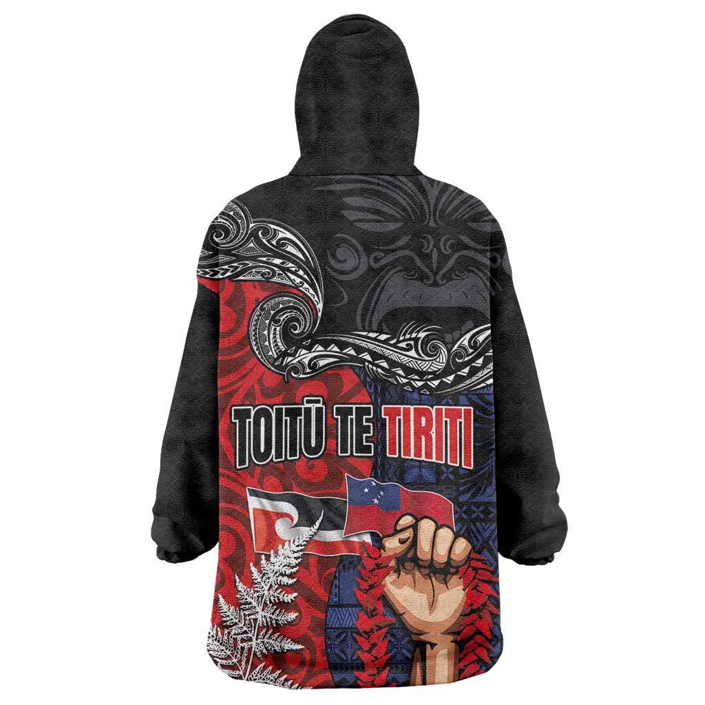 Aotearoa and Samoa Toitu Te Tiriti Wearable Blanket Hoodie Honour the Treaty - Te Tiriti Is Us LT03 - Polynesian Pride
