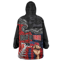 Aotearoa and Samoa Toitu Te Tiriti Wearable Blanket Hoodie Honour the Treaty - Te Tiriti Is Us LT03 - Polynesian Pride