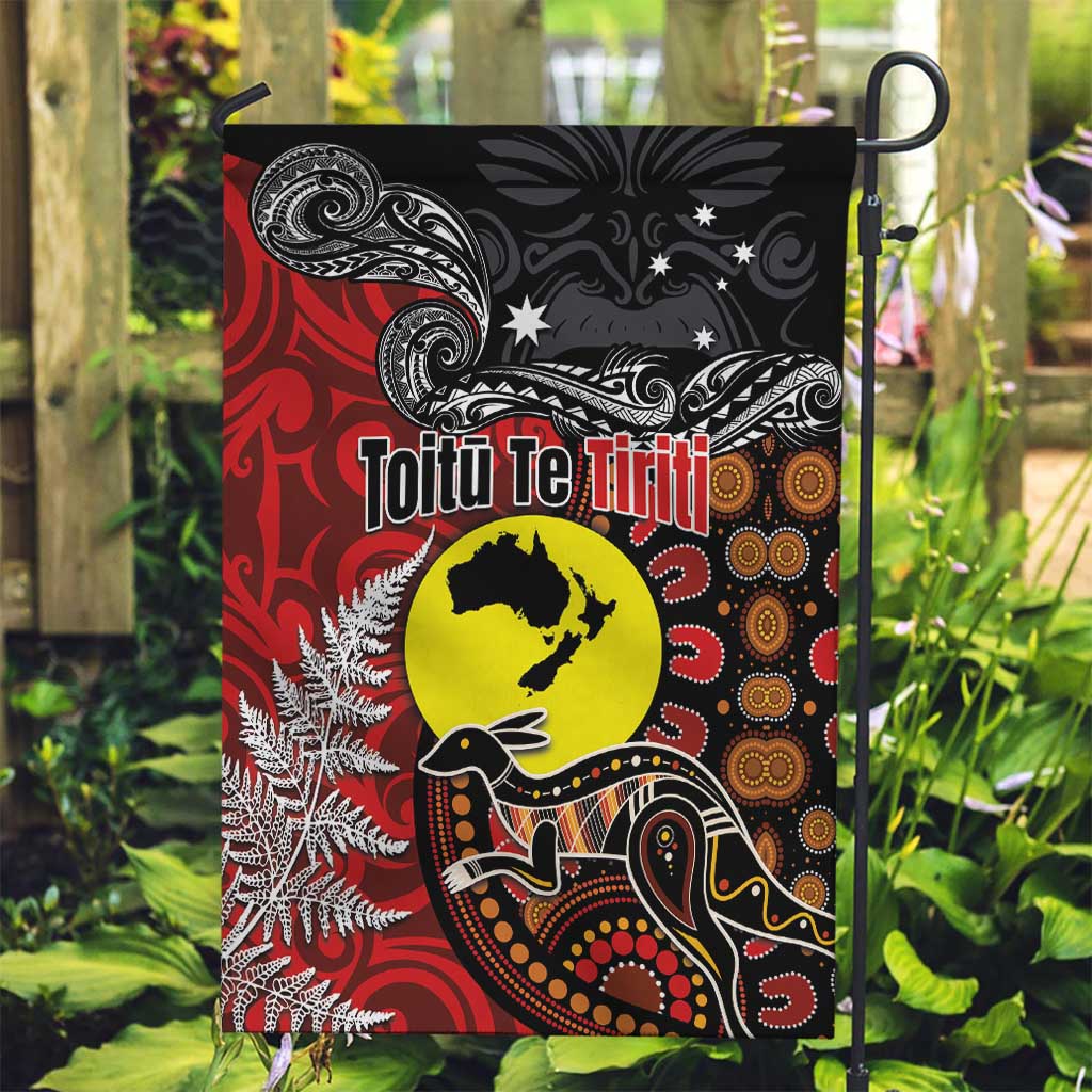 Aotearoa and Australia Toitu Te Tiriti Garden Flag Honour the Treaty - Te Tiriti Is Us LT03 Garden Flag Black - Polynesian Pride