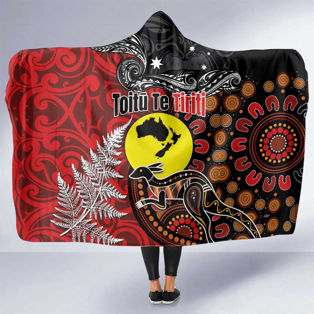 Aotearoa and Australia Toitu Te Tiriti Hooded Blanket Honour the Treaty - Te Tiriti Is Us LT03 One Size Black - Polynesian Pride
