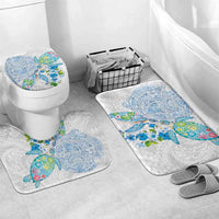 Hawaiian Couple Turtles Honi Bathroom Set Polynesian Art Motifs and Hibiscus White Blue Color LT03 Mat Set Only (3 pcs) One Size White - Polynesian Pride