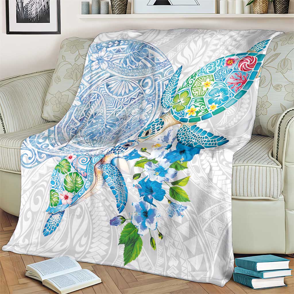 Hawaiian Couple Turtles Honi Blanket Polynesian Art Motifs and Hibiscus White Blue Color LT03 - Polynesian Pride