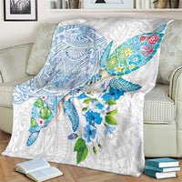 Hawaiian Couple Turtles Honi Blanket Polynesian Art Motifs and Hibiscus White Blue Color LT03 - Polynesian Pride