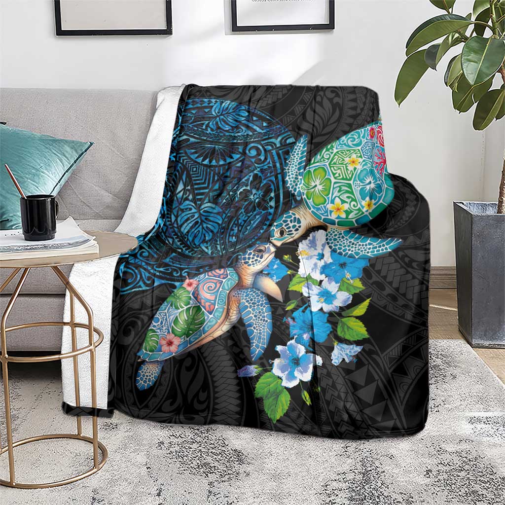 Hawaiian Couple Turtles Honi Blanket Polynesian Art Motifs and Hibiscus Black Blue Color LT03 - Polynesian Pride
