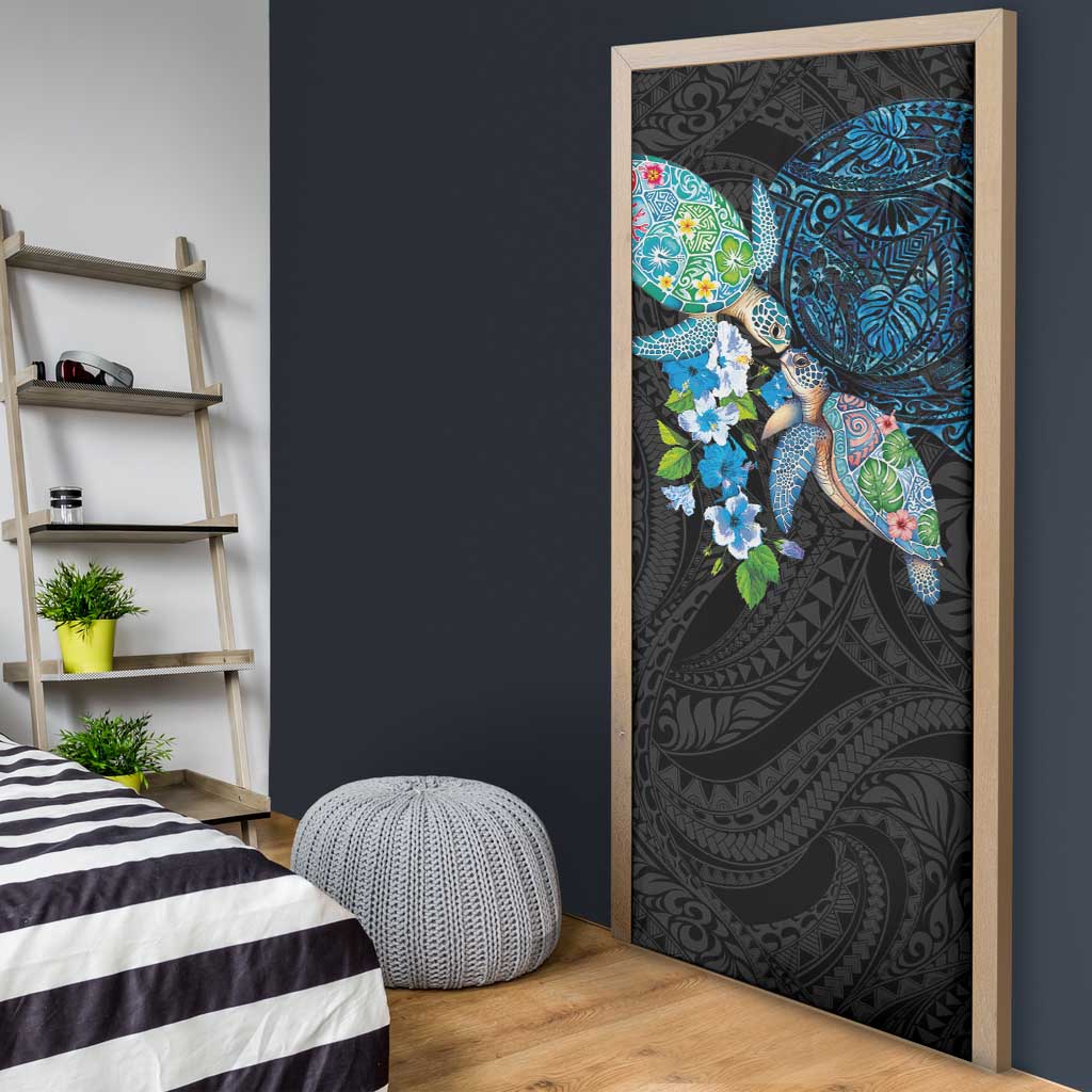 Hawaiian Couple Turtles Honi Door Cover Polynesian Art Motifs and Hibiscus Black Blue Color LT03 - Polynesian Pride