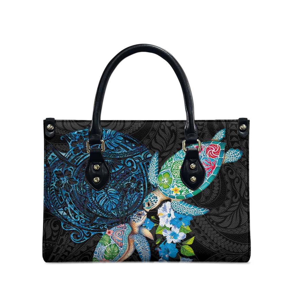 Hawaiian Couple Turtles Honi Leather Bag Polynesian Art Motifs and Hibiscus Black Blue Color LT03 - Polynesian Pride