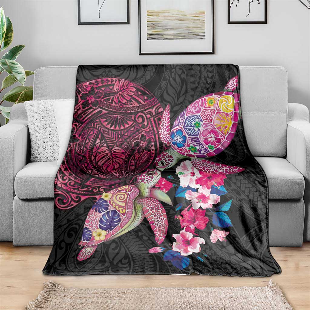 Hawaiian Couple Turtles Honi Blanket Polynesian Art Motifs and Hibiscus Black Red Color LT03 - Polynesian Pride