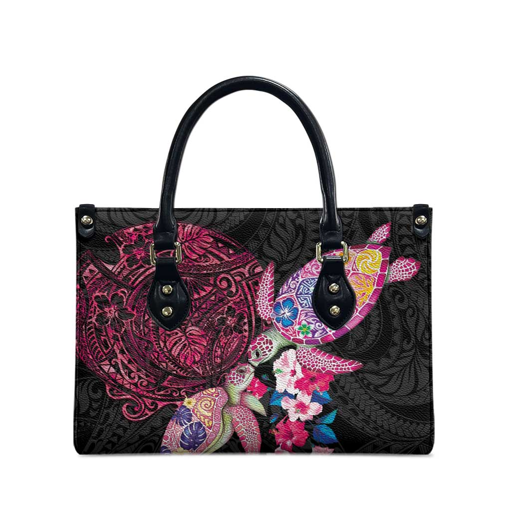 Hawaiian Couple Turtles Honi Leather Bag Polynesian Art Motifs and Hibiscus Black Red Color LT03 - Polynesian Pride