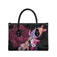Hawaiian Couple Turtles Honi Leather Bag Polynesian Art Motifs and Hibiscus Black Red Color LT03 - Polynesian Pride