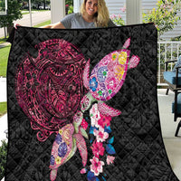 Hawaiian Couple Turtles Honi Quilt Polynesian Art Motifs and Hibiscus Black Red Color LT03 Black - Polynesian Pride