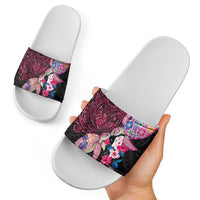 Hawaiian Couple Turtles Honi Slide Sandals Polynesian Art Motifs and Hibiscus Black Red Color LT03 - Polynesian Pride