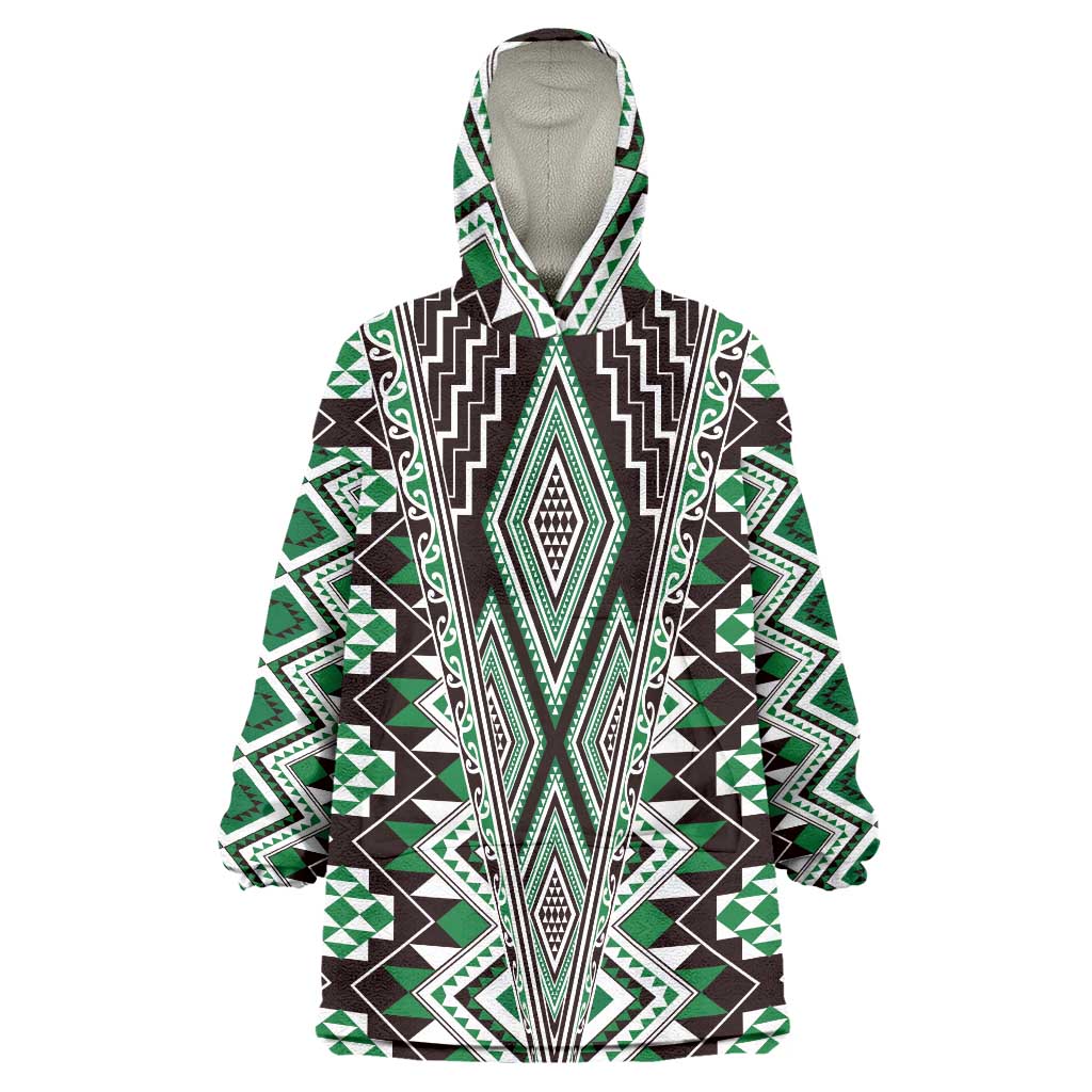 Green Aotearoa Tukutuku and Poutama Motif Wearable Blanket Hoodie LT03 One Size Green - Polynesian Pride