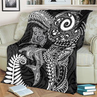 Aotearoa Maori Sea Animals Tribal Blanket Manta Ray and Shark Moko Pattern Black Color LT03 - Polynesian Pride