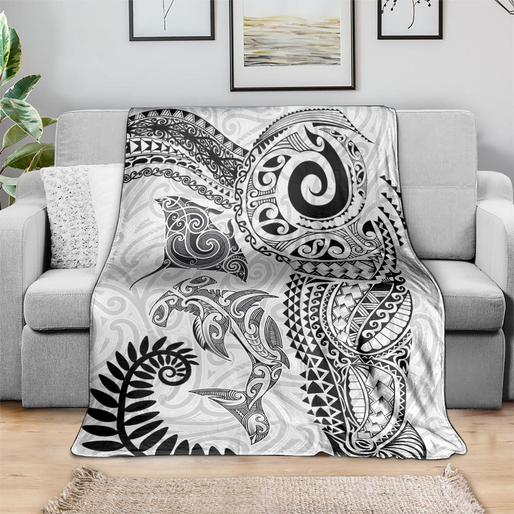 Aotearoa Maori Sea Animals Tribal Blanket Manta Ray and Shark Moko Pattern White Color LT03 - Polynesian Pride