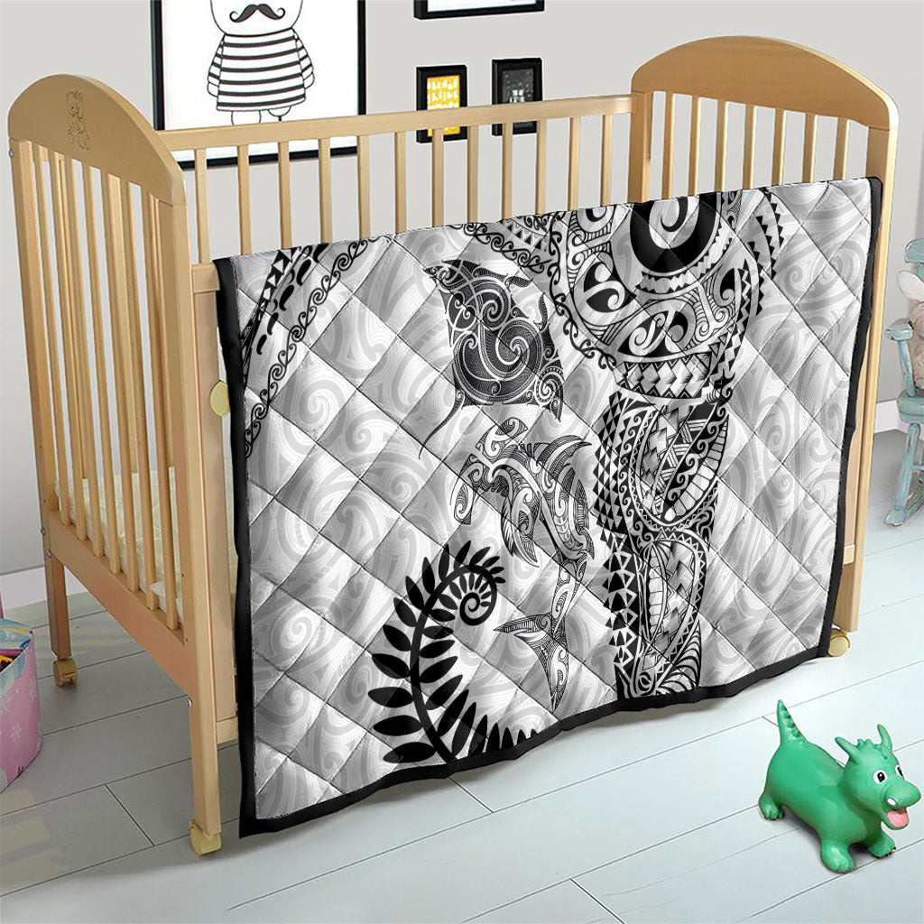 Aotearoa Maori Sea Animals Tribal Quilt Manta Ray and Shark Moko Pattern White Color