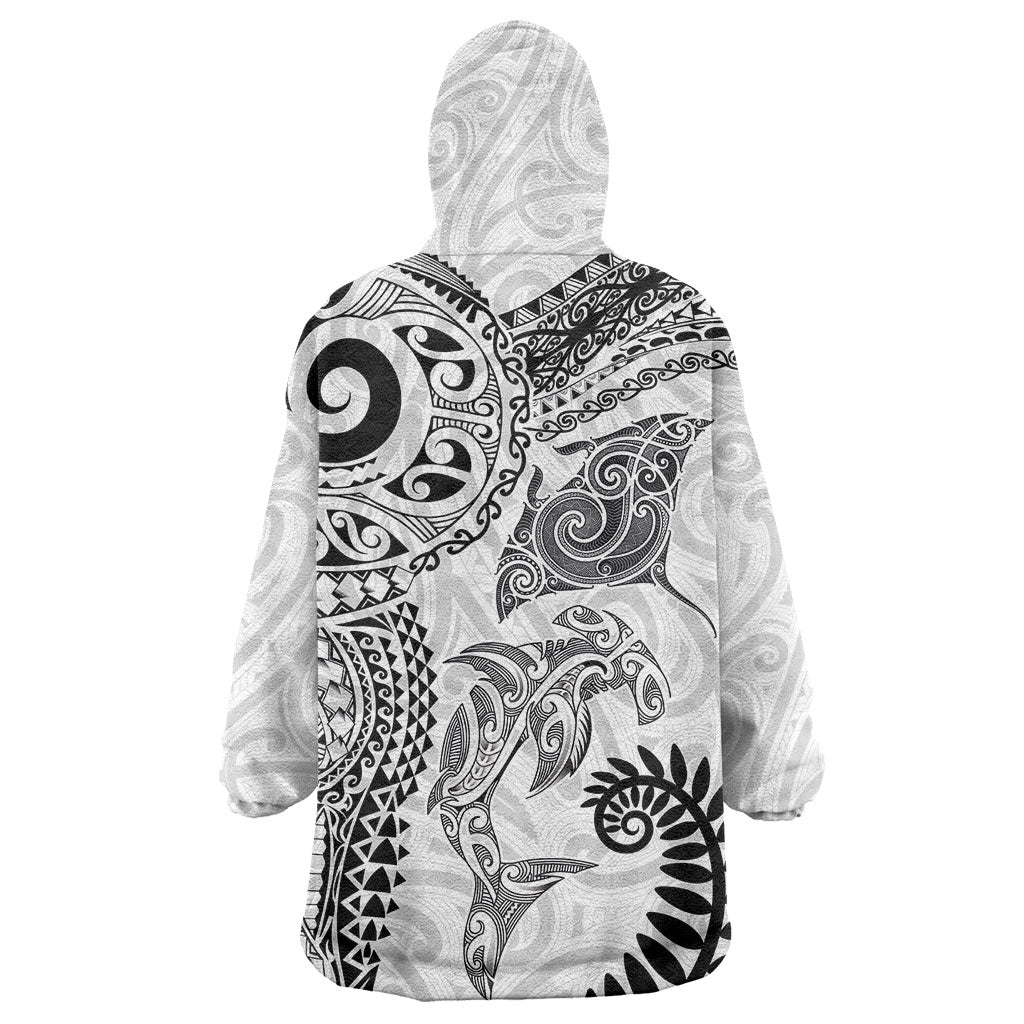Aotearoa Maori Sea Animals Tribal Wearable Blanket Hoodie Manta Ray and Shark Moko Pattern White Color LT03 - Polynesian Pride