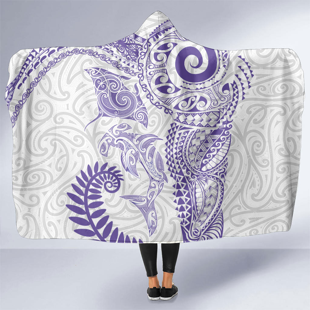 Aotearoa Maori Sea Animals Tribal Hooded Blanket Manta Ray and Shark Moko Pattern Purple Color LT03 One Size Purple - Polynesian Pride