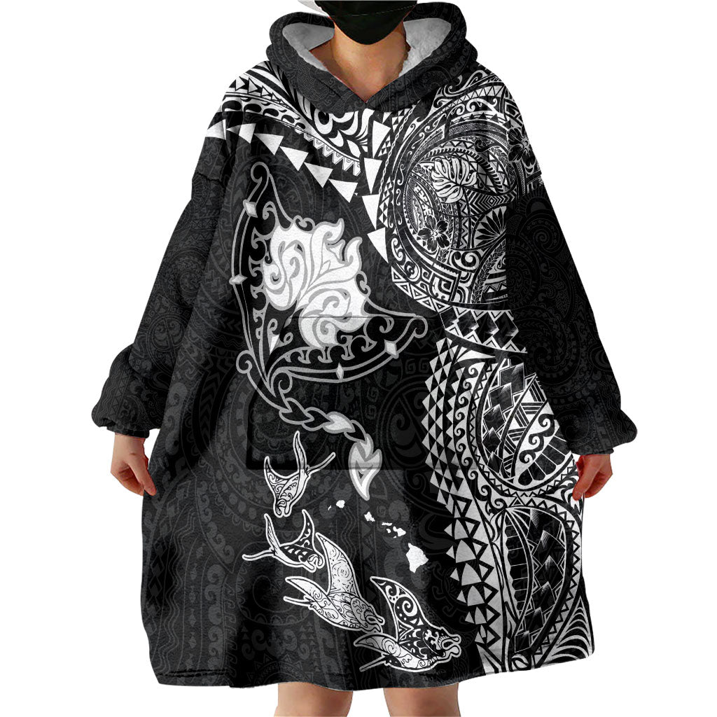 Hawaiian Manta Ray Tribal Wearable Blanket Hoodie Polynesian Art Motifs Black Color LT03 - Polynesian Pride