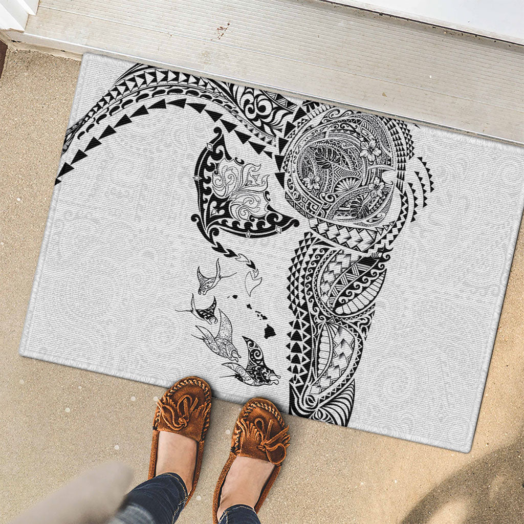 Hawaiian Manta Ray Tribal Rubber Doormat Polynesian Art Motifs White Color