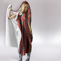 Maori Tukutuku Hooded Blanket with Ferns Pohutukawa and Kowhai Tribal Moko Patterns LT03 - Polynesian Pride