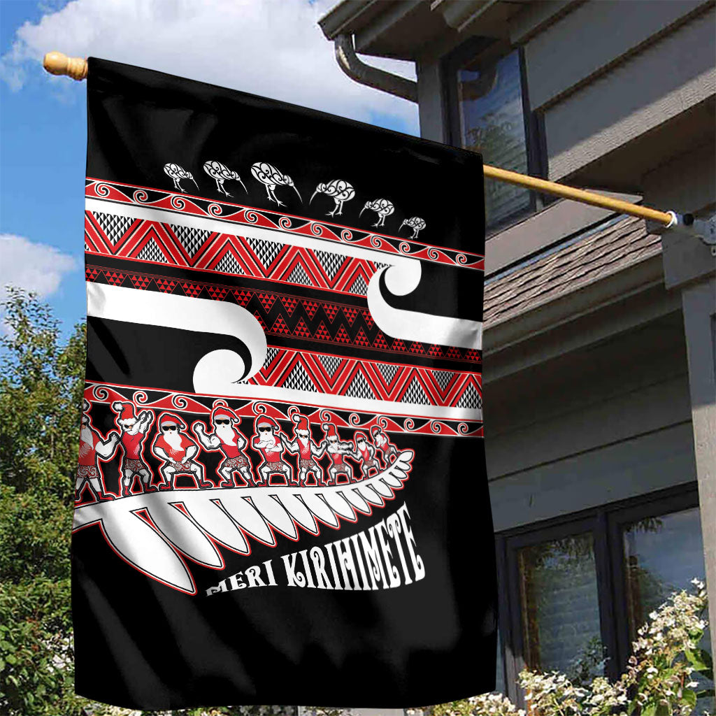 New Zealand Christmas Garden Flag Funny Santa Claus Haka Dance with Tukutuku LT03 - Polynesian Pride