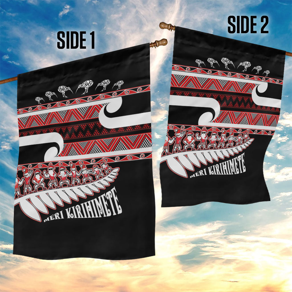 New Zealand Christmas Garden Flag Funny Santa Claus Haka Dance with Tukutuku LT03 - Polynesian Pride