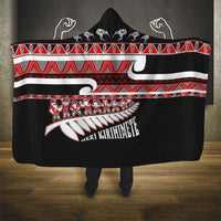 New Zealand Christmas Hooded Blanket Funny Santa Claus Haka Dance with Tukutuku LT03 - Polynesian Pride